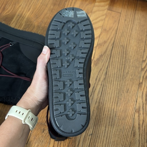 COLE HAAN Cloudfeel Suede Snow Boots Black Fur size 8 NWT - Picture 11 of 12